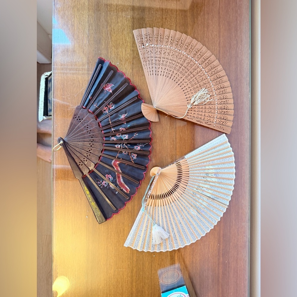 Set of Three Vintage Asian Inspired Decorative Folding Fans - Black Beige Cream - Picture 2 of 12